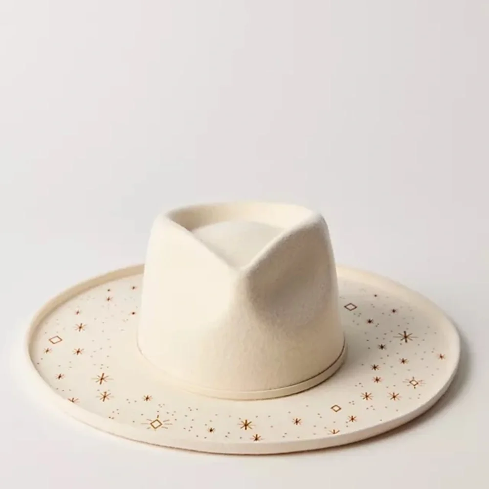 Free People Under The Moon 🌙 and ✨ Stars Hat New with Tags one size Medium